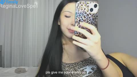 Snapshot of reginainspace chatting on May 26, 12:34 pm Regina online show from May 26, 12:34 pm