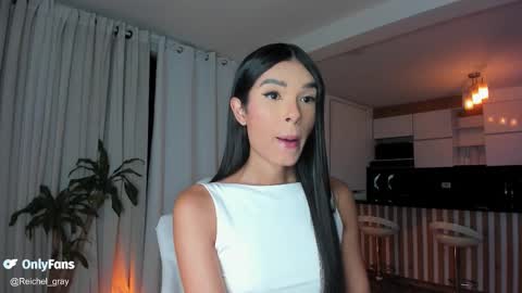 Snapshot of reichel_gray chatting on October 13, 5:40 am REICHEL online show from October 13, 5:40 am
