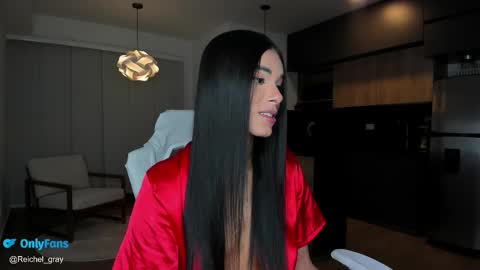 Snapshot of reichel_gray chatting on October 26, 1:11 am REICHEL online show from October 26, 1:11 am