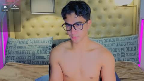 Snapshot of reidalert69 chatting on November 18, 1:22 am reidalert69 online show from November 18, 1:22 am