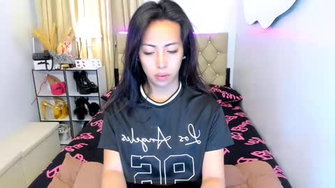 Snapshot of reighnempress chatting on February 28, 1:58 am reighnempress online show from February 28, 1:58 am