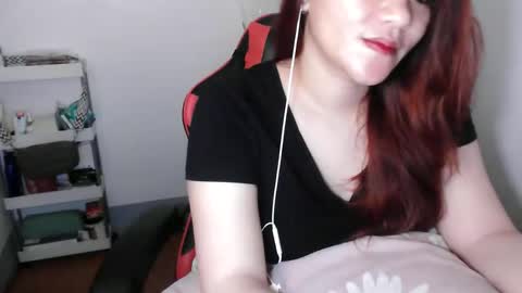 reign2525 online show from September 8, 4:39 pm