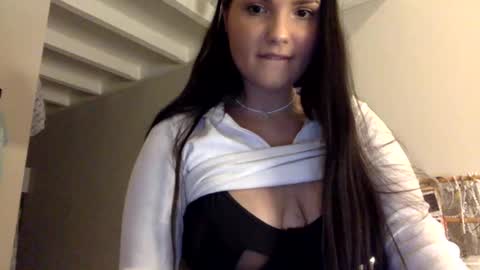 Snapshot of reilbelll chatting on October 11, 12:32 am Bell online show from October 11, 12:32 am