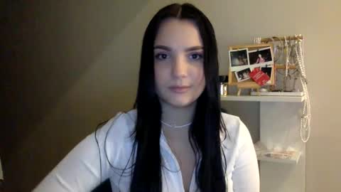 Snapshot of reilbelll chatting on October 11, 11:47 pm Bell online show from October 11, 11:47 pm
