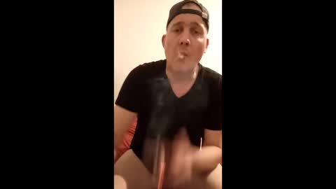 rein1982ho online show from May 10, 2:50 am