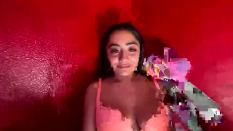 reinaassss online show from April 23, 12:40 pm
