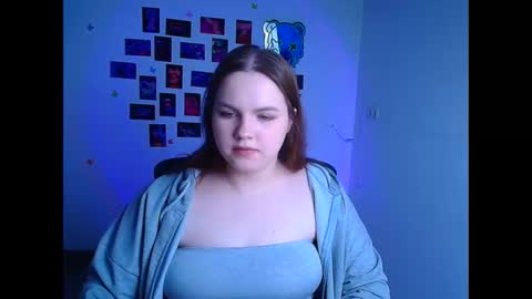 Reina online show from March 8, 6:39 am