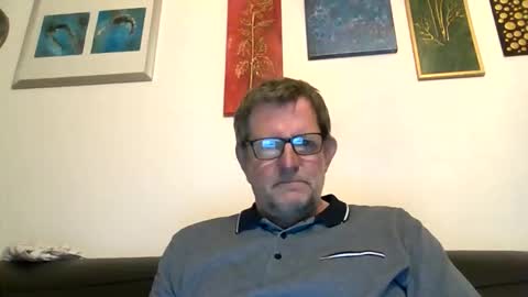 Snapshot of relevepain chatting on March 26, 8:36 pm relevepain online show from March 26, 8:36 pm