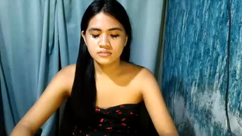 Snapshot of rema_thebigcock chatting on July 25, 1:15 am rema_thebigcock online show from July 25, 1:15 am