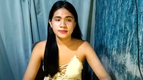 Snapshot of rema_thebigcock chatting on August 1, 2:00 am rema_thebigcock online show from August 1, 2:00 am