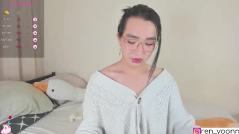 Snapshot of ren_yoonn chatting on September 14, 11:48 pm Ren online show from September 14, 11:48 pm