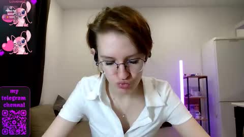 Claire online show from March 1, 5:37 pm