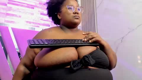 nataly online show from April 29, 11:58 am