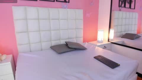 Renata online show from March 7, 4:57 am