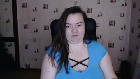 Snapshot of renataoia chatting on February 1, 3:18 pm renataoia online show from February 1, 3:18 pm