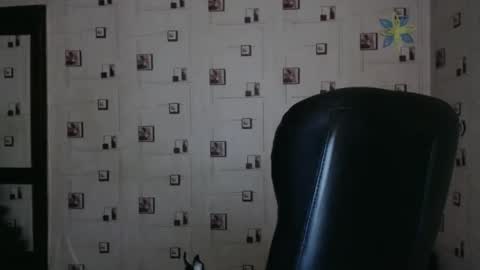 Snapshot of renataoia chatting on February 11, 4:13 pm renataoia online show from February 11, 4:13 pm