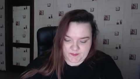 renataoia online show from February 6, 3:15 pm