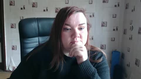 Snapshot of renataoia chatting on April 16, 11:33 am renataoia online show from April 16, 11:33 am