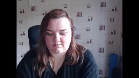 Snapshot of renataoia chatting on April 19, 8:57 am renataoia online show from April 19, 8:57 am