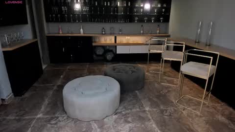 Renata Reyes online show from March 15, 6:03 pm