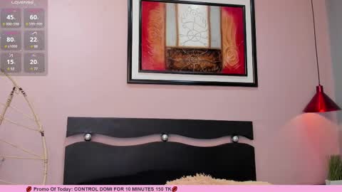 Snapshot of renataruiz_rr chatting on March 4, 6:07 pm online show from March 4, 6:07 pm