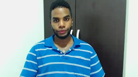 Snapshot of rene_hotman chatting on September 28, 7:41 pm Rene online show from September 28, 7:41 pm