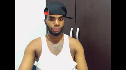 Snapshot of rene_hotman chatting on October 1, 9:10 pm Rene online show from October 1, 9:10 pm