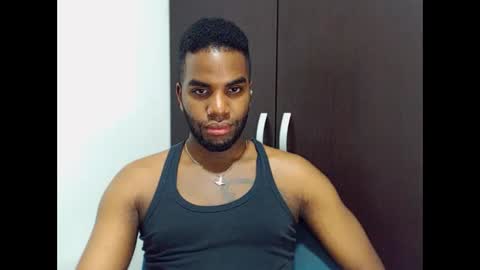 Snapshot of rene_hotman chatting on October 21, 11:05 pm Rene online show from October 21, 11:05 pm