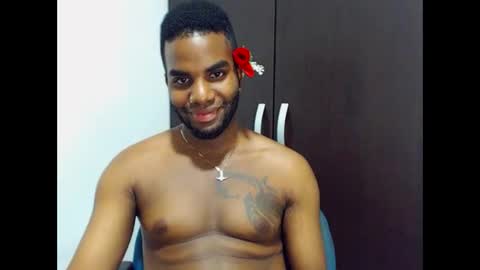 Snapshot of rene_hotman chatting on October 22, 10:53 pm Rene online show from October 22, 10:53 pm