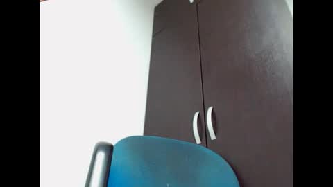 Snapshot of rene_hotman chatting on November 13, 12:09 am Rene online show from November 13, 12:09 am