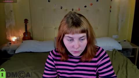 rene_shine online show from October 31, 9:21 am