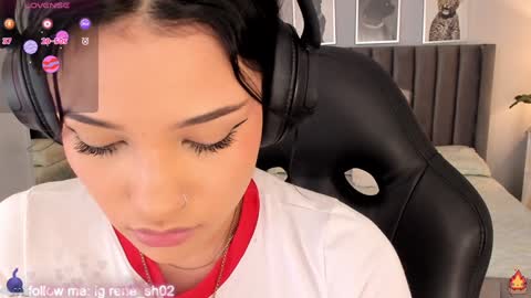 Snapshot of renee_shelby_ chatting on December 27, 9:00 pm Renee Shelby online show from December 27, 9:00 pm