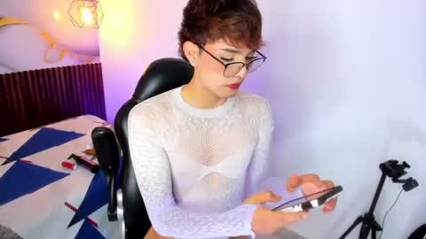Snapshot of reneepaz chatting on June 22, 7:11 pm reneepaz online show from June 22, 7:11 pm