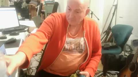 Snapshot of renefr chatting on October 14, 9:48 pm renefr online show from October 14, 9:48 pm