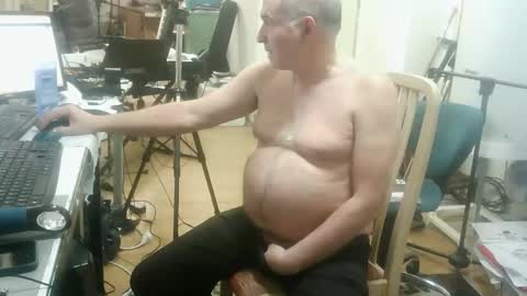 Snapshot of renefr chatting on December 15, 10:36 pm renefr online show from December 15, 10:36 pm