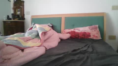 Snapshot of renske89 chatting on February 21, 8:51 am renske89 online show from February 21, 8:51 am