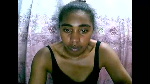 Snapshot of rephaleta chatting on February 6, 6:46 pm Rephaleta online show from February 6, 6:46 pm