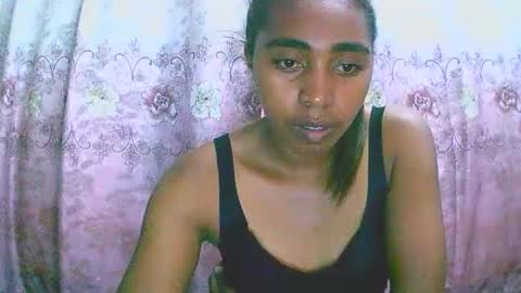 Snapshot of rephaleta chatting on February 25, 10:47 am Rephaleta online show from February 25, 10:47 am