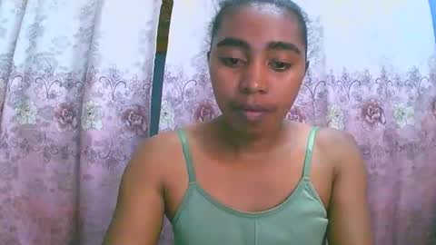 Snapshot of rephaleta chatting on September 18, 6:37 am Rephaleta online show from September 18, 6:37 am