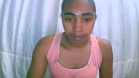 Snapshot of rephaleta chatting on October 25, 6:10 am Rephaleta online show from October 25, 6:10 am