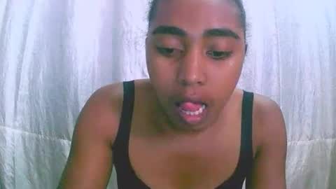 Snapshot of rephaleta chatting on November 10, 6:23 am Rephaleta online show from November 10, 6:23 am