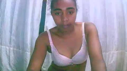 Snapshot of rephaleta chatting on November 14, 7:51 am Rephaleta online show from November 14, 7:51 am