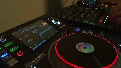 Snapshot of reticuli chatting on December 5, 2:09 am GearPorn online show from December 5, 2:09 am