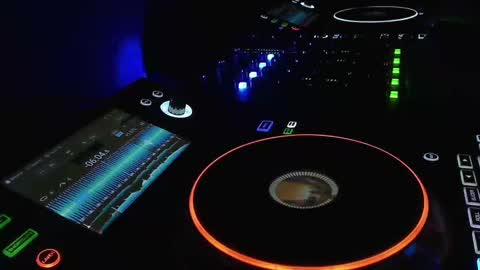 Snapshot of reticuli chatting on October 7, 5:04 am GearPorn online show from October 7, 5:04 am