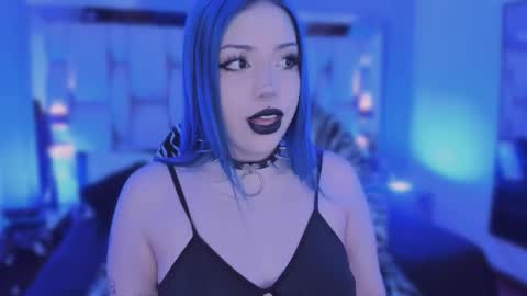 Reven  online show from February 10, 7:40 pm