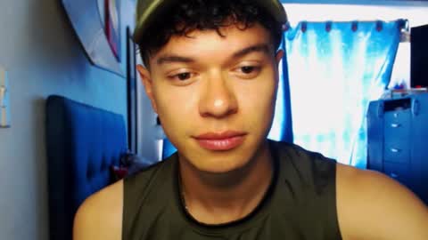 Snapshot of rexbunnybody chatting on March 1, 3:14 pm Rex online show from March 1, 3:14 pm