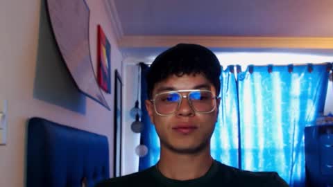 Snapshot of rexbunnybody chatting on March 15, 6:25 pm Rex online show from March 15, 6:25 pm