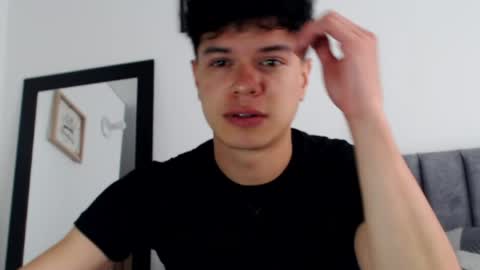 Snapshot of rexbunnybody chatting on March 31, 5:35 pm Rex online show from March 31, 5:35 pm