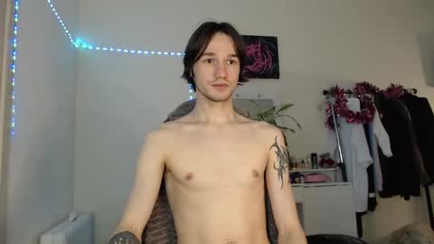 Snapshot of rexxx_erection chatting on January 16, 3:23 am Eugene online show from January 16, 3:23 am