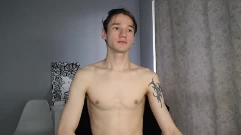 Snapshot of rexxx_erection chatting on November 2, 12:07 pm Eugene online show from November 2, 12:07 pm